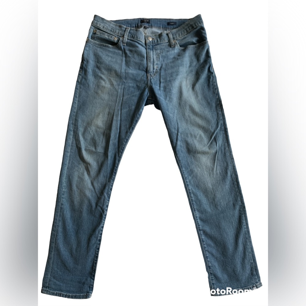 J Crew Factory Men’s Slim Fit Flex Jean. Size 34/30